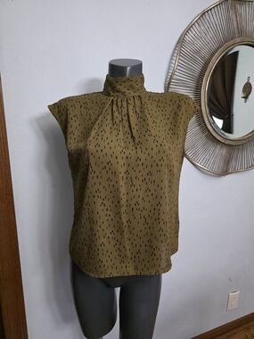 Worthington Olive High-Neck Sleeveless Blouse with Black Dot Print